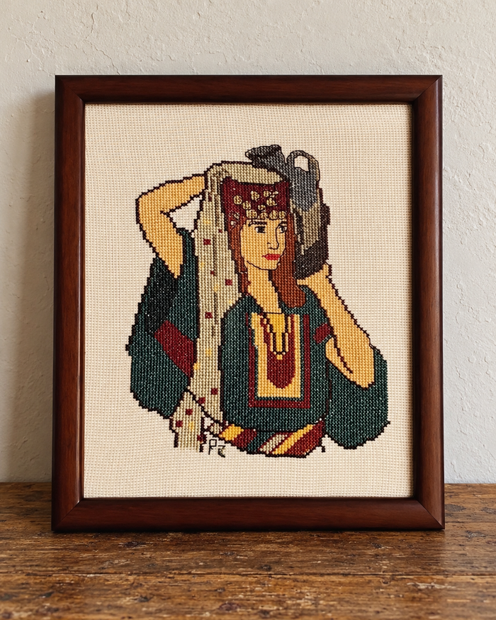 Palestinian Woman Tatreez Art - product view