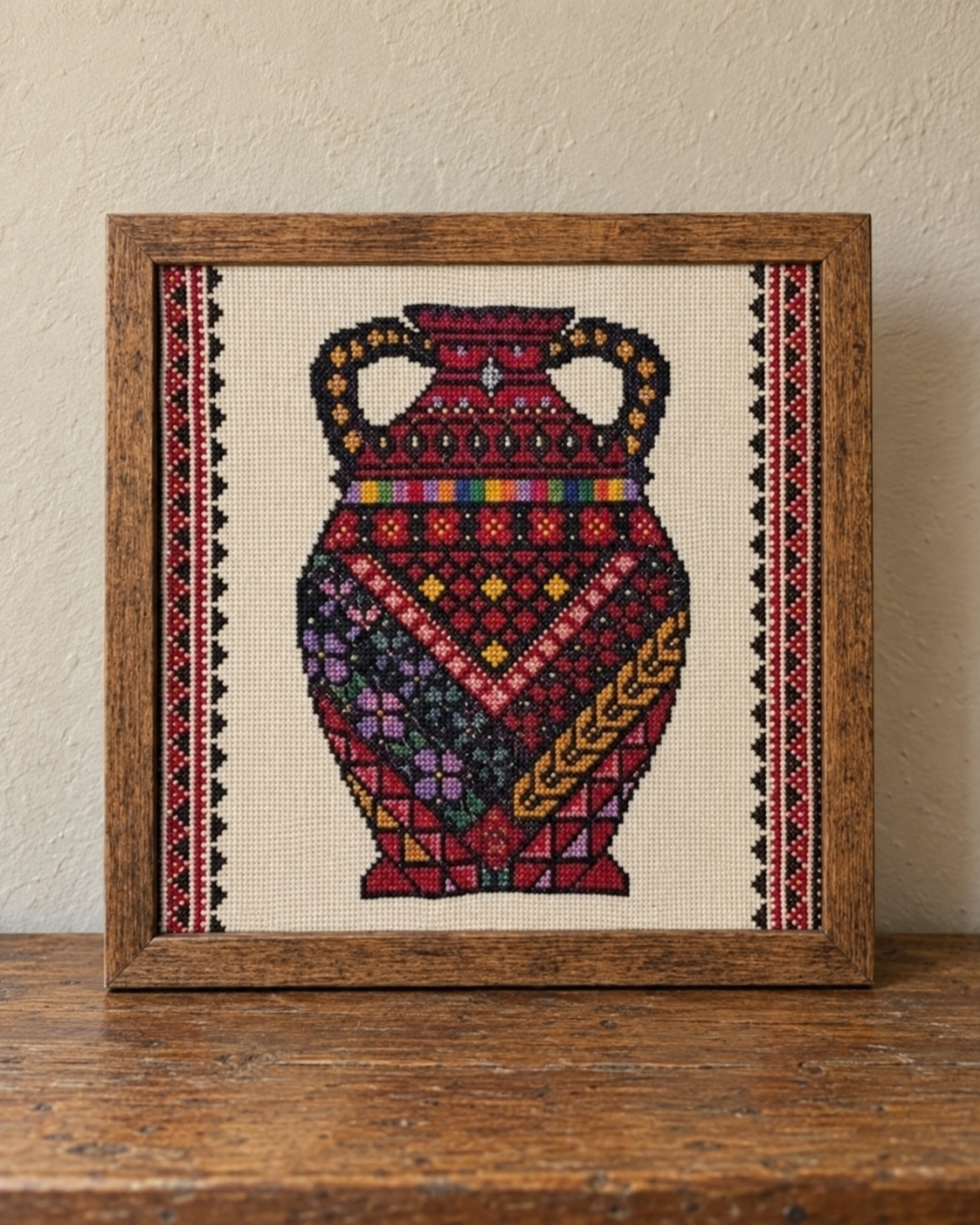Palestinian Pot Tatreez Art - product photograph