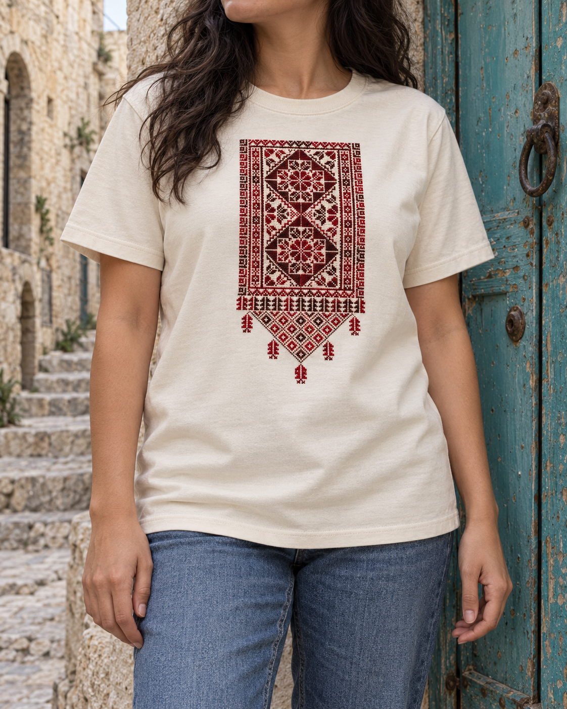 Medallion Tatreez T-Shirt - Cream, model