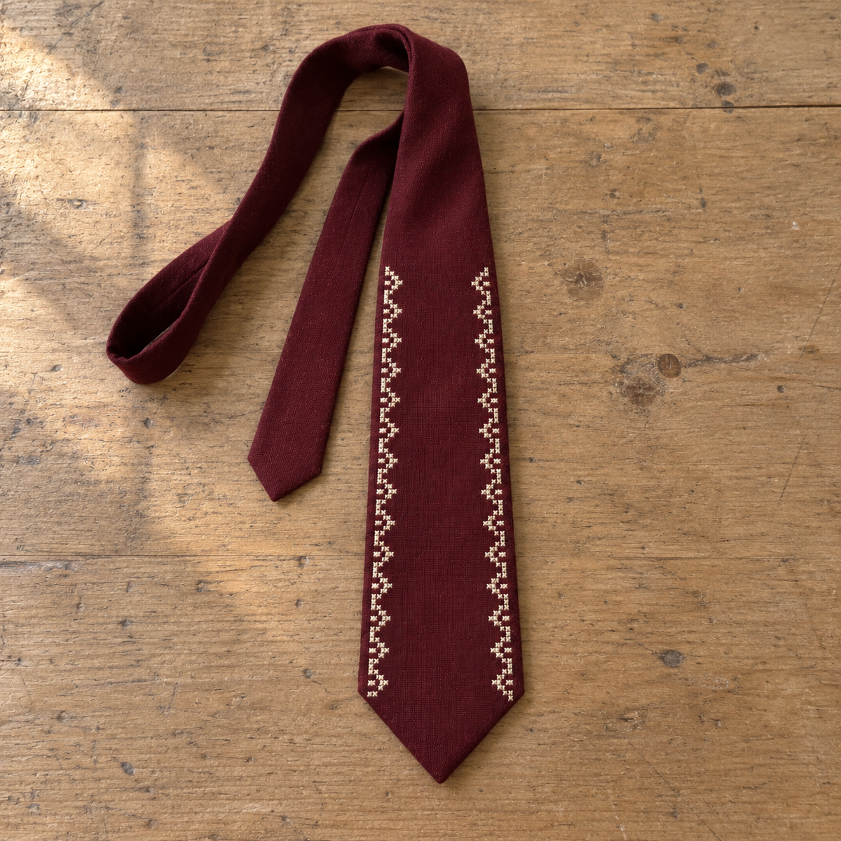 Ivory Border Tatreez Tie - Burgundy - flat