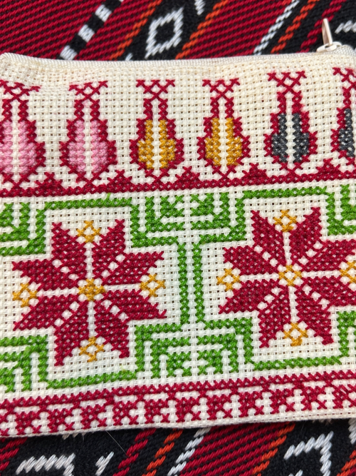 Burgundy Twin Star Tatreez Coin Purse - Green and Cream - embroidery detail