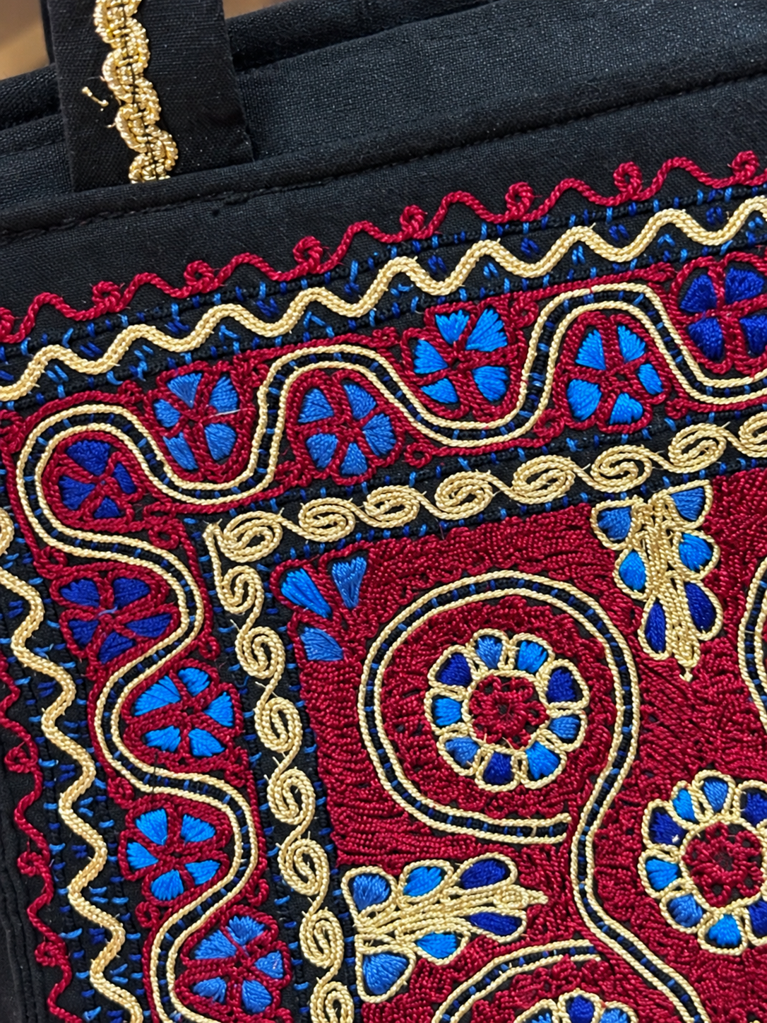 Floral Tahriri Tote Bag - Blue and Burgundy - embroidery detail