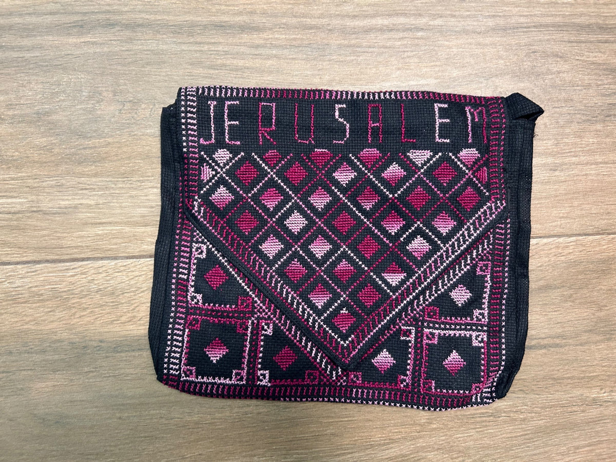 Jerusalem Diamond Tatreez Bag - Pink - original shop photograph